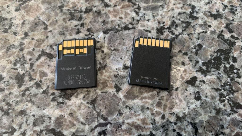 Comparatif Lexar High-Endurance microSD UHS-I 64 Go contre SanDisk