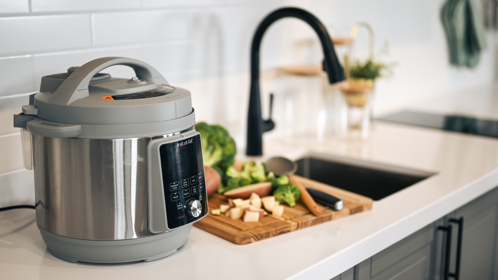 Watch $89 Instant Pot vs $305 Breville: Design Engineer Tests Multicookers, Tried and Tested