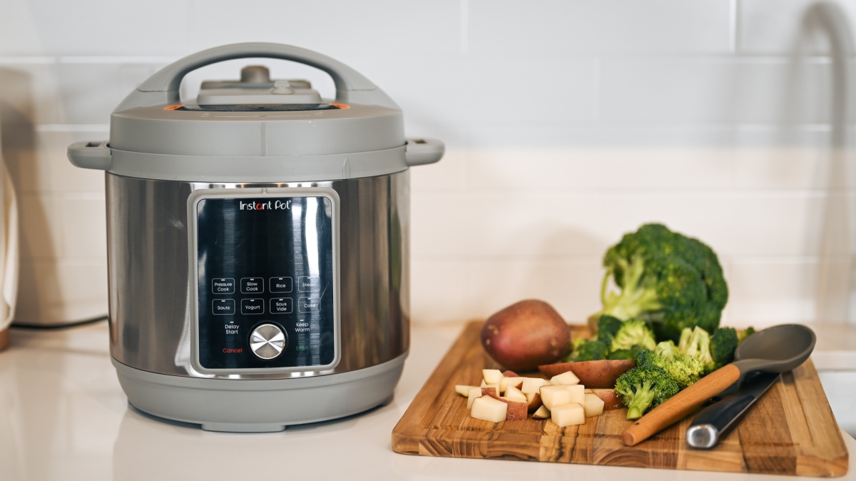Review: How To Use Your UPGRADED Instant Pot Duo Plus 