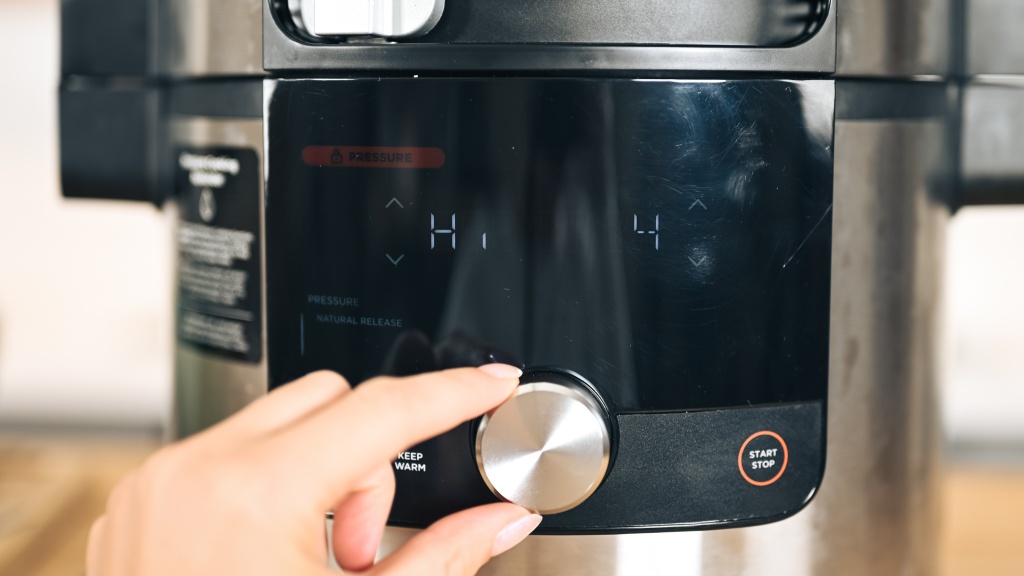 PREVIEW: Breville launches game-changing pressure cooker – hip pressure  cooking