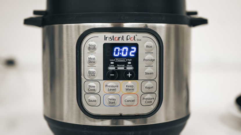 instant pot duo mini v5 - despite its small size, the mini is still a bonafide 7-in-1 cooker...
