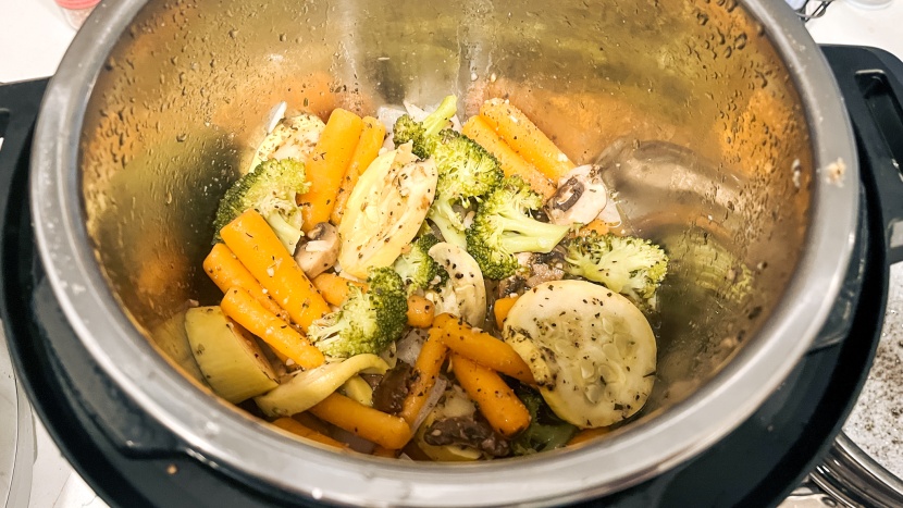 instant pot duo mini v5 - the mini sautees veggies like a champ. the zucchini, broccoli, and...