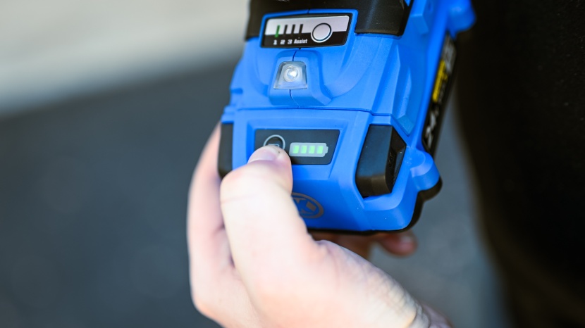 kobalt xtr max 24v - the speed control on the xtr is located at the bottom of the grip...