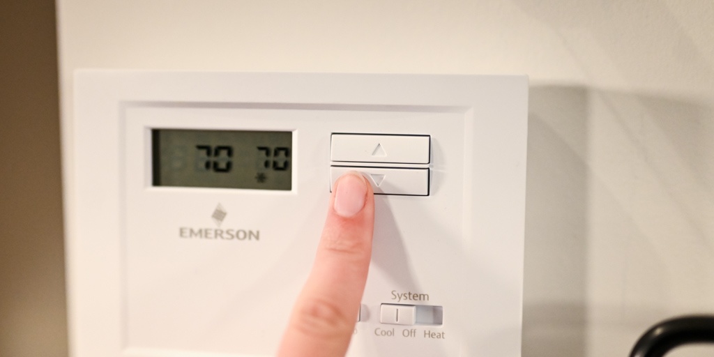 emerson np110 - the emerson is super accurate in detecting temperature.