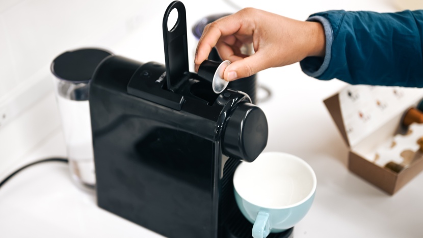 Nespresso Essenza Mini + Aeroccino3 Review | Tested