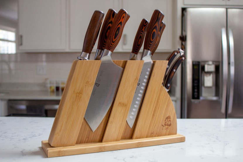 tuo 8 piece - this set has a lot to offer including a comfortable grip, durable...