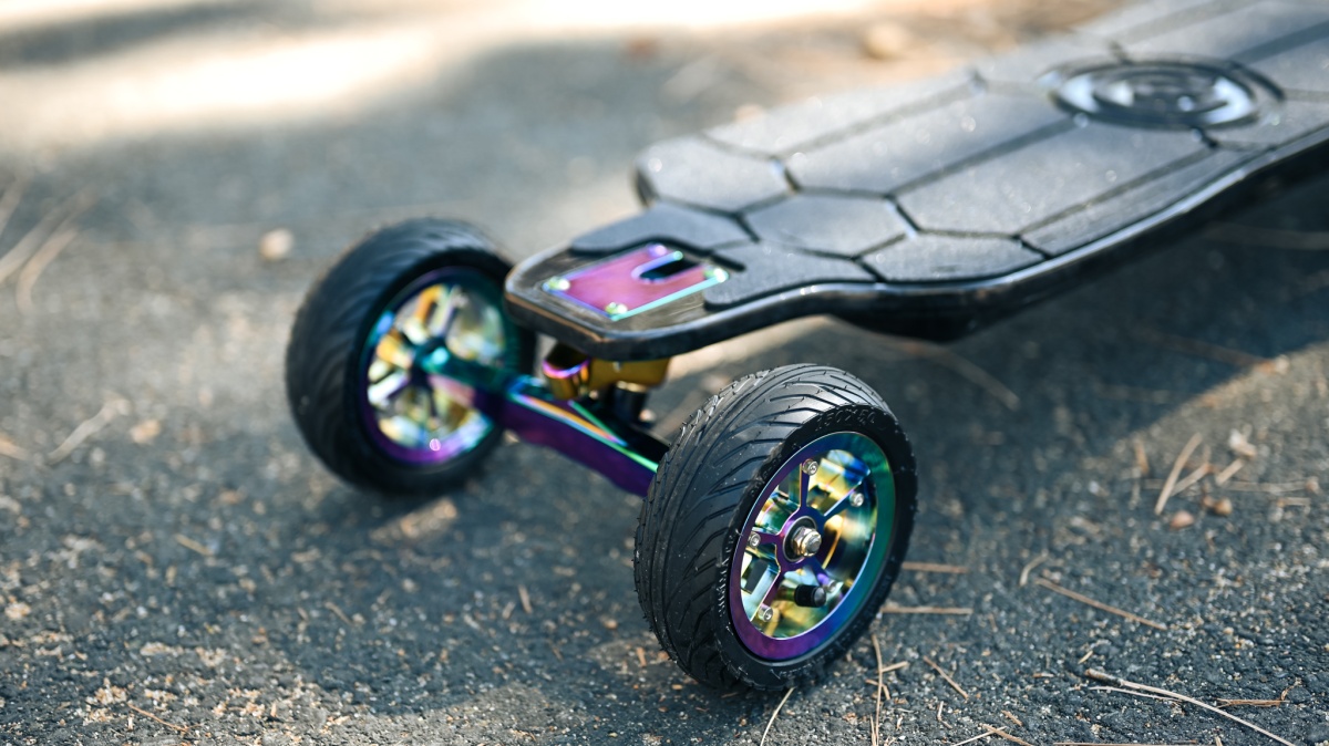 ownboard carbon zeus pro electric skateboard review