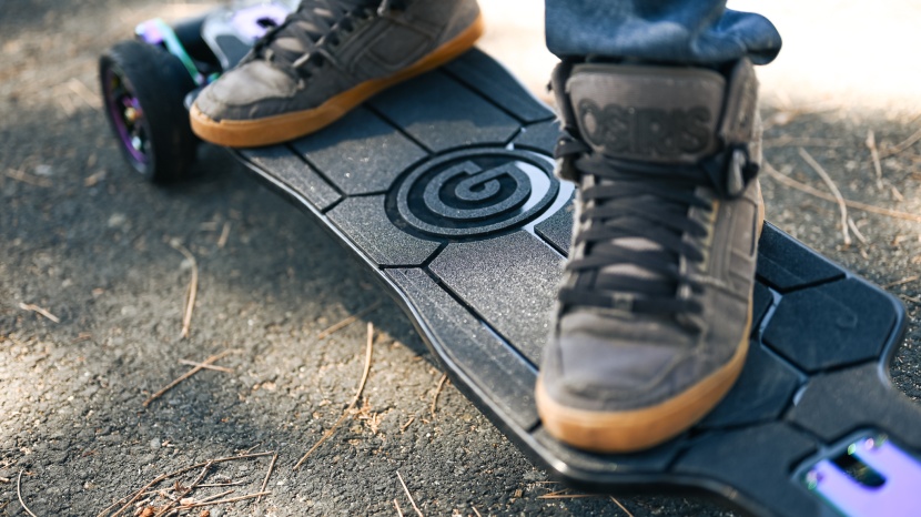 ownboard carbon zeus pro - the extra-padded grip tape was a huge reason this board scored so...