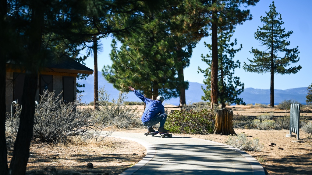 backfire zealot s - this board&#039;s braking scores landed it in the middle of the pack and...