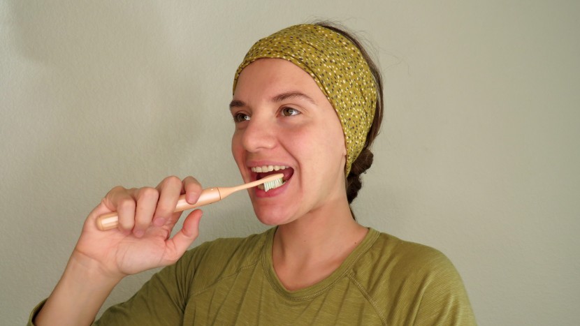 philips one - the philips one is easy to use with the design and shape of a manual...