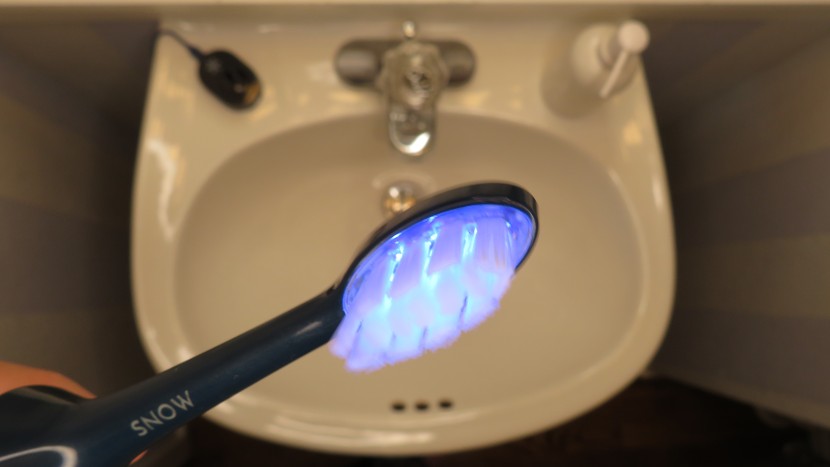 snow led - the blue led technology used in the snow electric toothbrush.