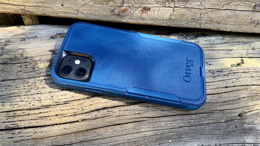 iphone 11 case - the otterbox commuter offers ample protection without sacrificing...