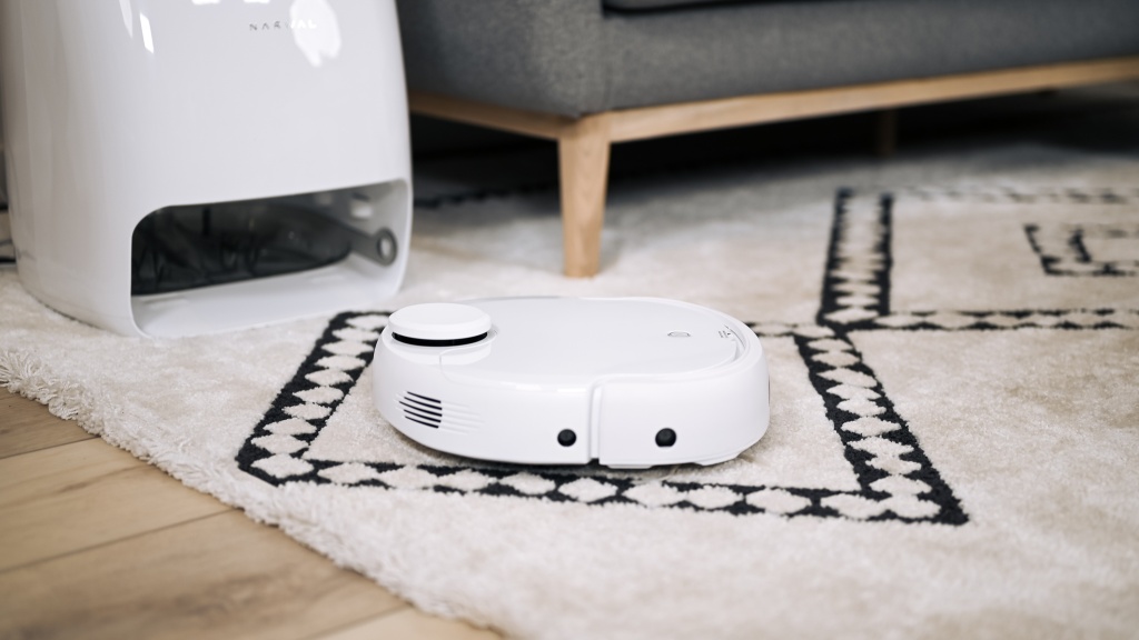 Narwal T10 Self Cleaning Robot Mop Review: Is The Hype Real? 
