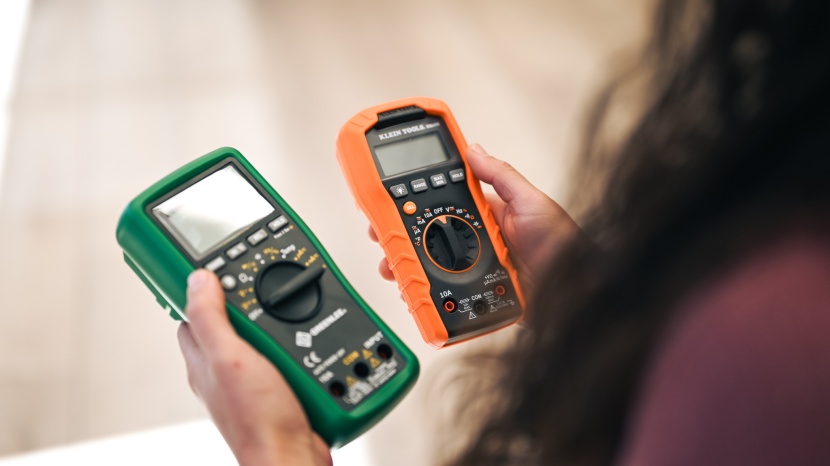 multimeter - the klein tools mm400 and greenlee dm-45 are both capable of...