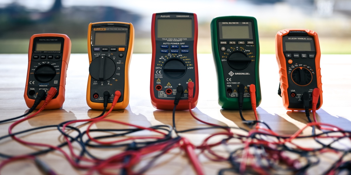 The 4 Best Multimeters of 2023 | Tested by GearLab