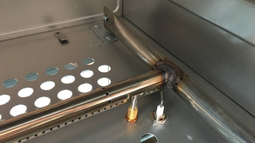 the burner setup of the italia artisan oven is unlike other ovens we...