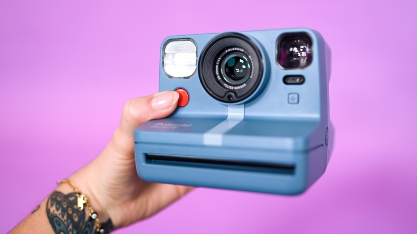 polaroid now+ i-type - the size and shape of the polaroid now+ i-type is rather bulky and...