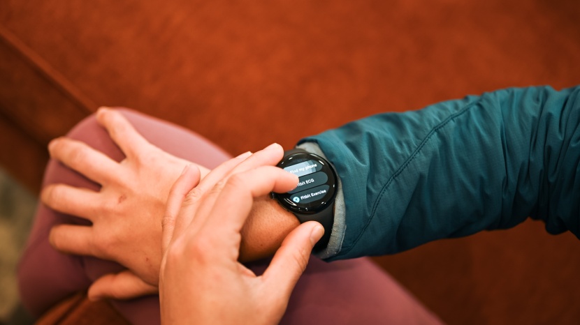 google pixel watch - smart features work as intended for the google pixel.