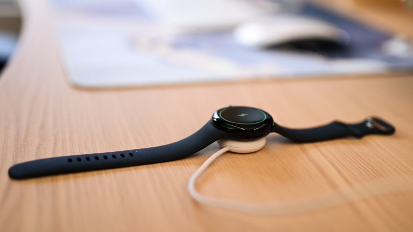 google pixel watch - battery life for the google pixel is satisfactory.