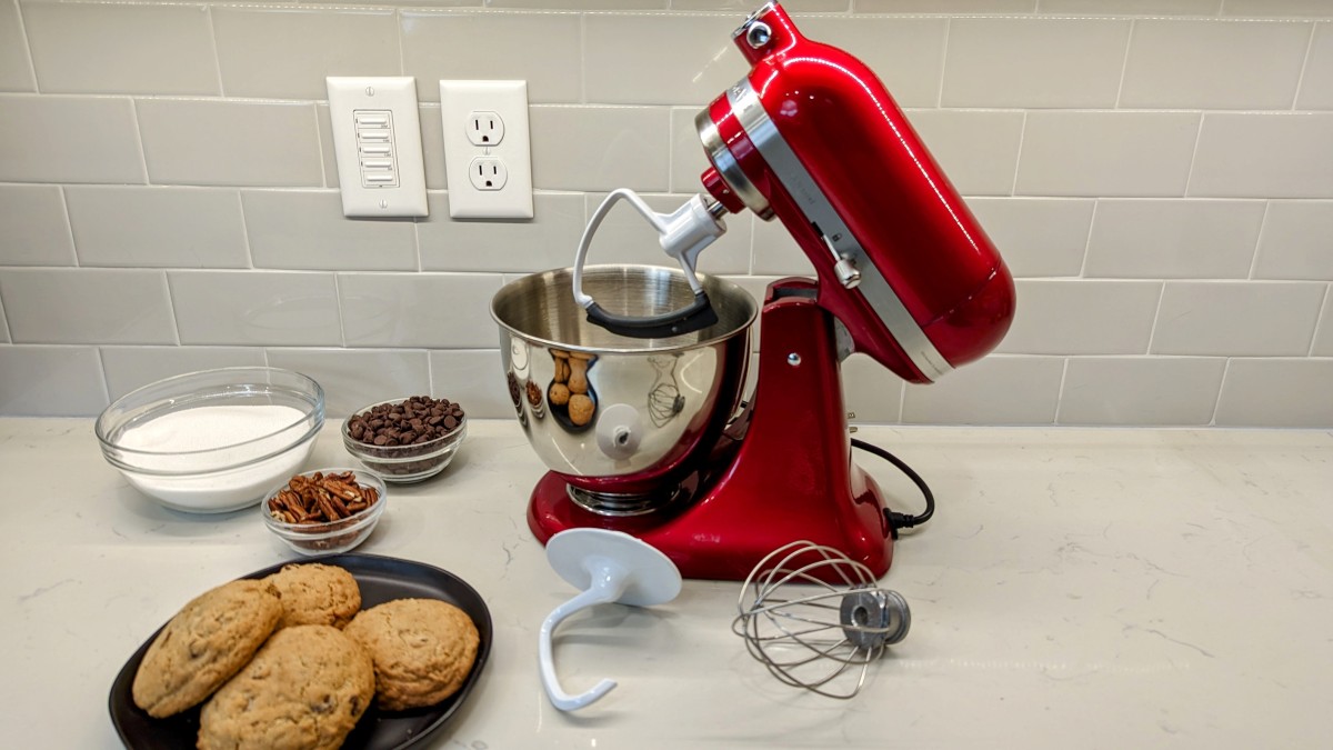 Best Mixer Review (We compared some of the best hand mixers and stand mixers with the same recipes and the same rigorous testing.)