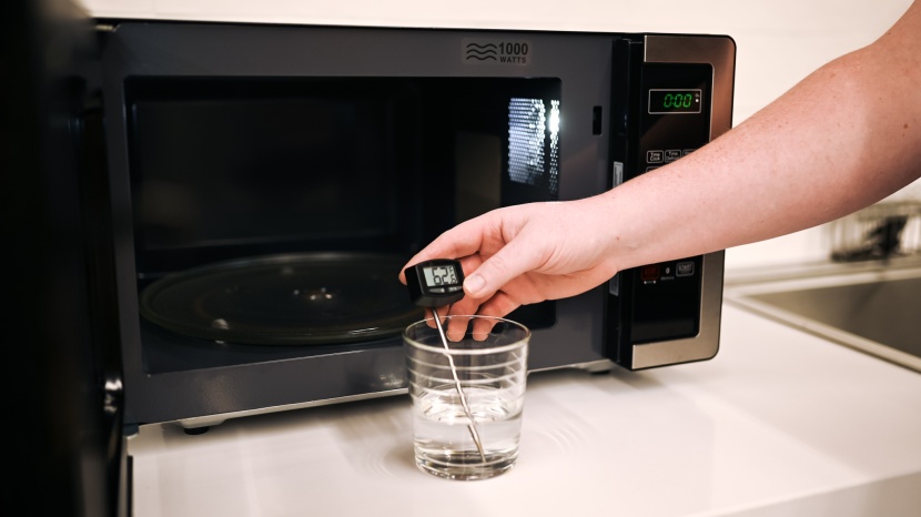 farberware classic fmo11ahtbkb - the farberware classic had great performance when testing its...