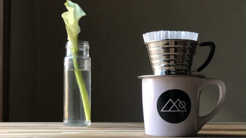 pour over coffee maker - the kalita wave is compact and straightforward.