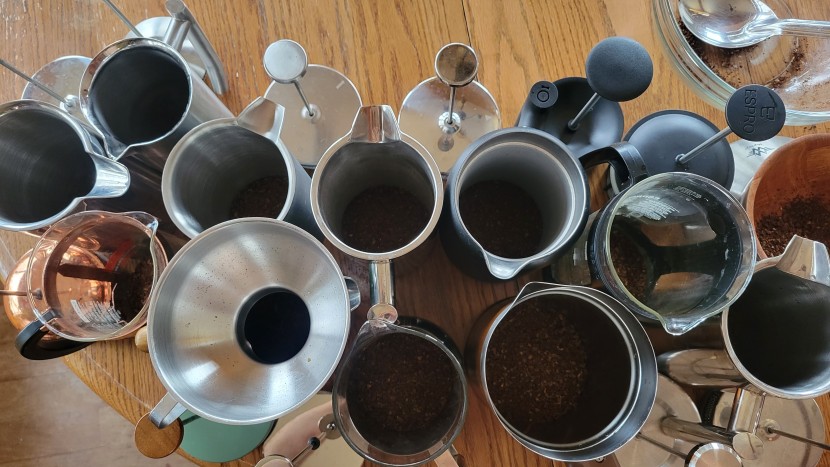 french press - preparing for the filtration test