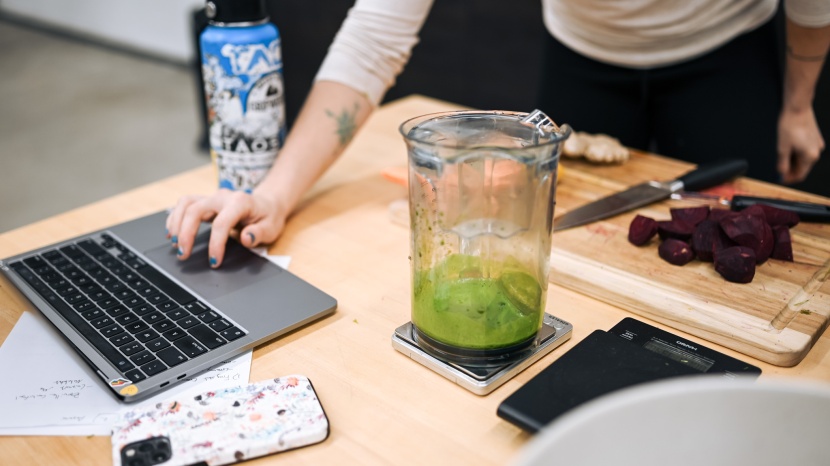 breville juice fountain plus - the fountain plus had a middling performance in our soft produce...