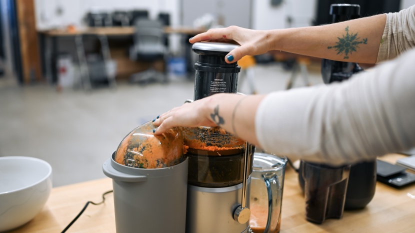 breville juice fountain plus - our test suite is full of amazing juicers.