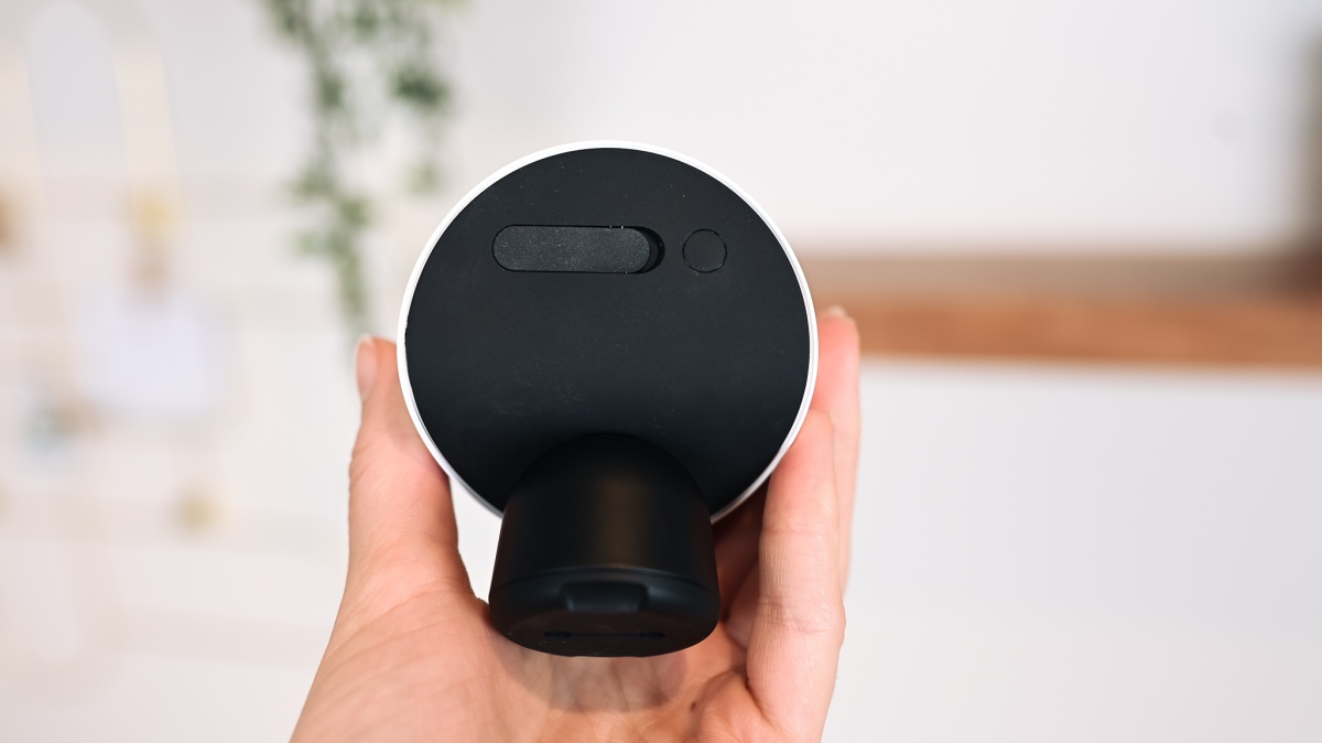 SimpliSafe Wireless Outdoor Review (An okay camera, but better options exist that are cheaper and don't require subscriptions to function.)