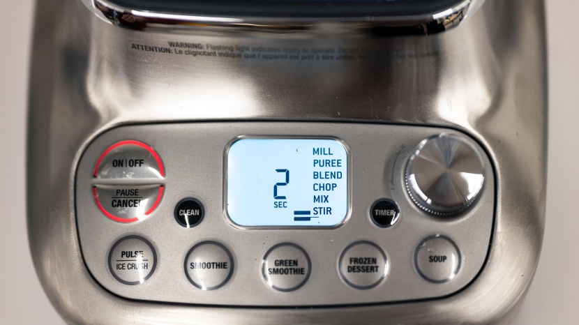 it is also very easy to cycle through the 12 preprogrammed speeds...