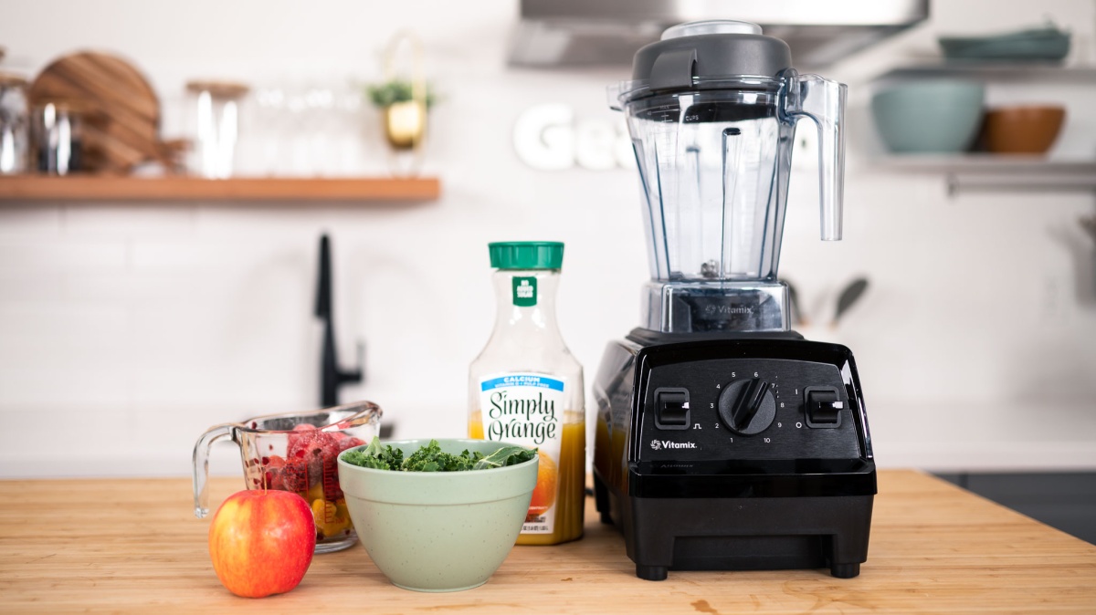 Vitamix Explorian E310 Review (The Explorian is a great blender, but the lack of presets requires a more hands-on blending experience.)