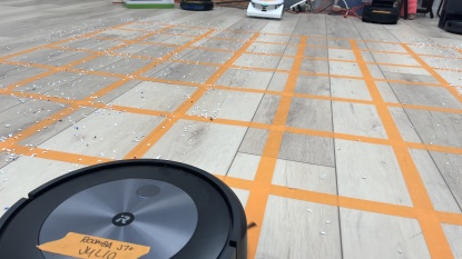 Product photo of iRobot Roomba j7+