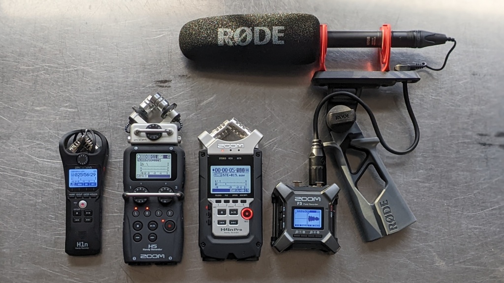 Zoom H4n Pro vs H5 vs H6 Audio Field Recorders