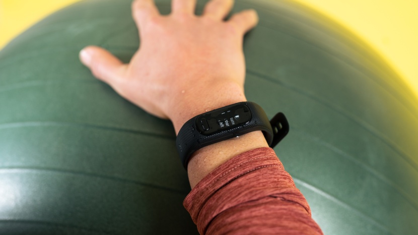 garmin vivosmart 5 - you can count on the vivosmart 5 to deliver an array of workout...