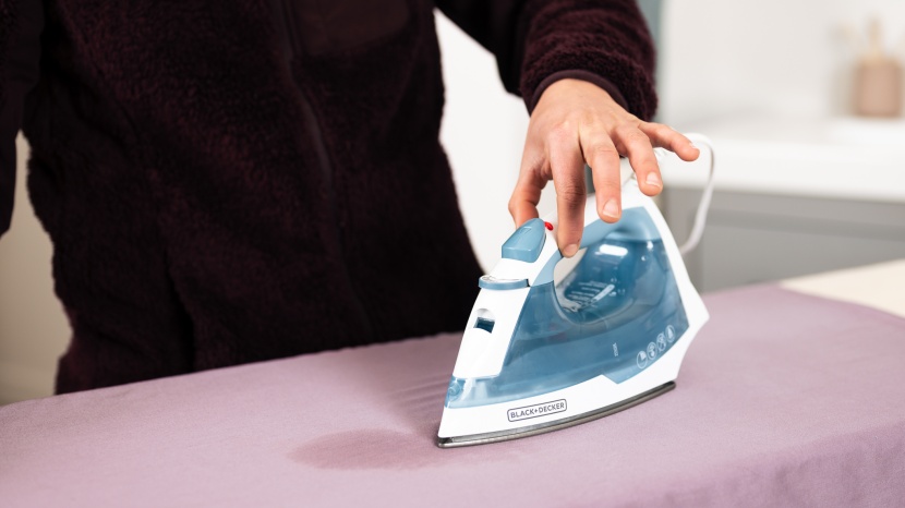 black+decker easy steam ir40v - the easy steam is very budget friendly but also not an option we'd...