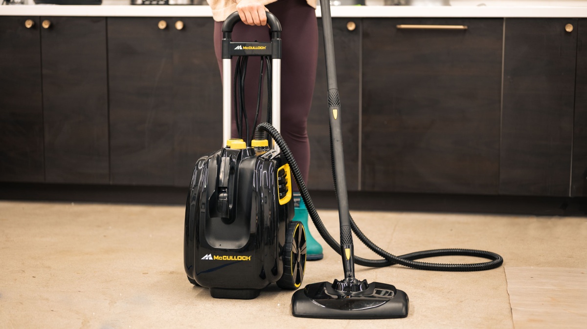 McCulloch MC1385 Deluxe Review (The McCulloch is a great choice for big jobs and tough messes, but it's a bit unwieldy for spot cleaning.)