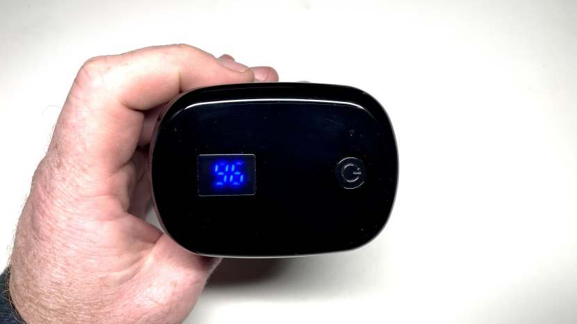 electric razor - the pitbull gold pro shows battery levels with a digital display.