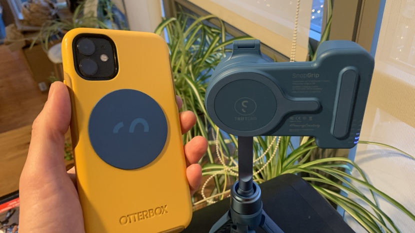 ring light - the shiftcam snapgrip creator kit comes with a magnet sticker to...