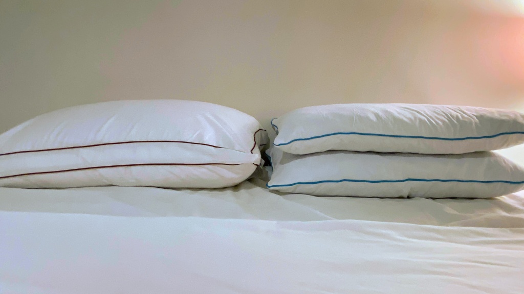 Best Pillows for Side Sleepers - The Tech Edvocate