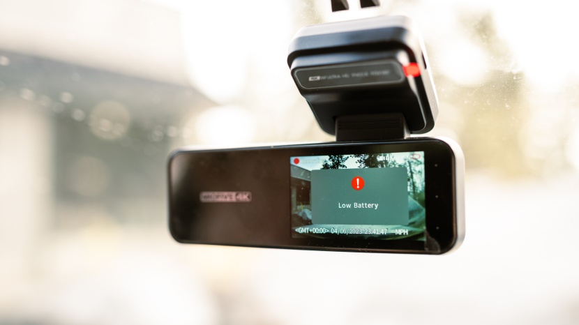 miofive 4k - the miofive doesn't always need to be plugged in and still runs fine...