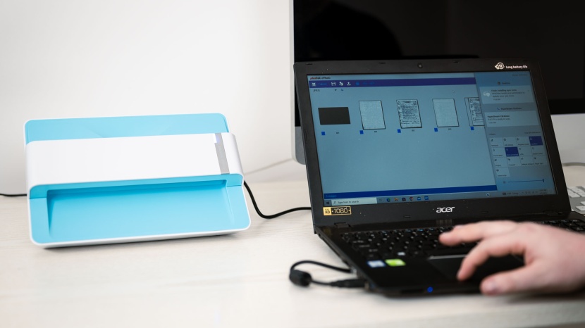 plustek ephoto z300 - while ocr is good on this model, the software could be better overall.