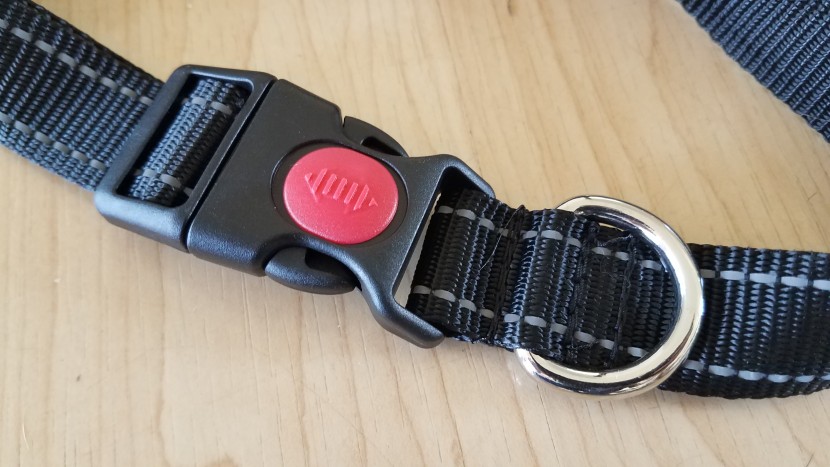 dog harness - locking buckles are an interesting feature of the babyltrl harness.