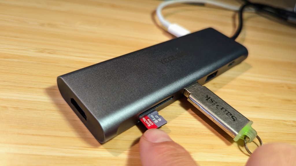 atolla USB C Hub 4-in-1 USB 3.0 Expander Aluminum