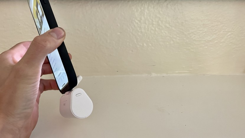 power bank - the iwalk plugs directly into the bottom of your phone, leaving you...