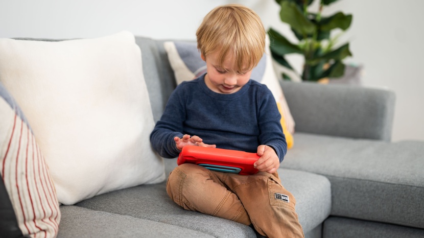 amazon fire 7-inch kids (2022) - great for small hands, the fire 7 has a thick bumper case and a...