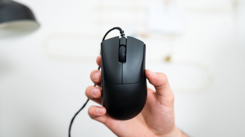 razer deathadder v3 - deathadder v3, all killer no filler.