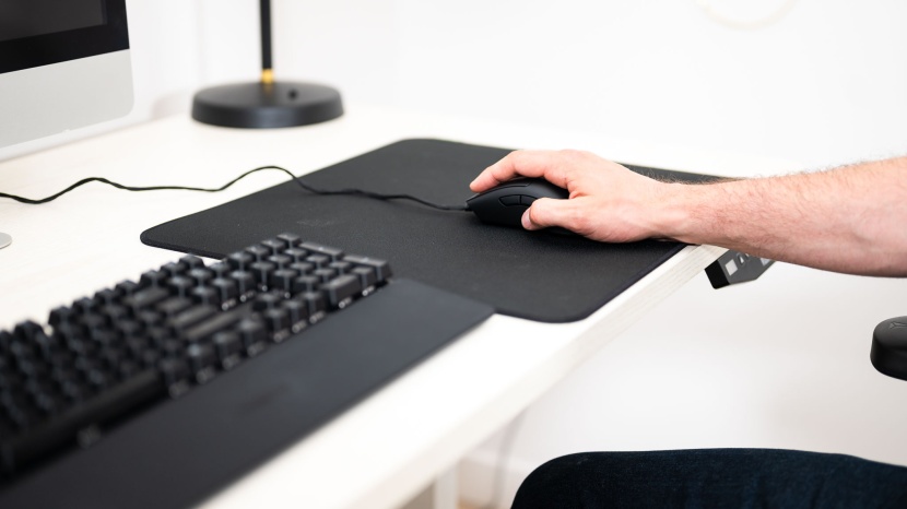 razer deathadder v3 - the deathadder v3s ultralight weight and high precision make for...