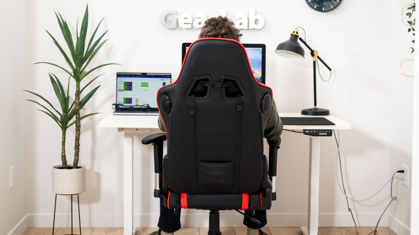 gtracing music series - fully assembled and ready to go.