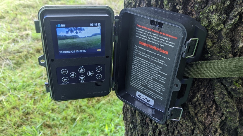 trail camera - a screen to review your images and easily navigate the vikeri&#039;s menu...